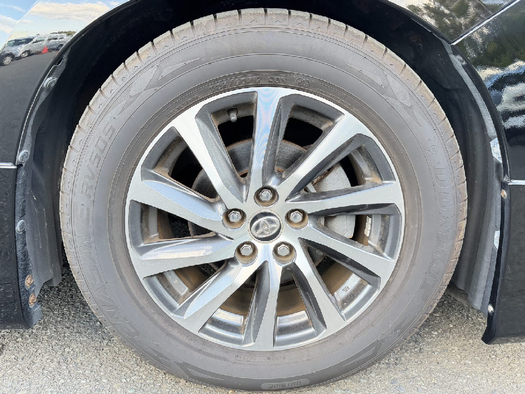トヨタ アルファード ｴｸﾞｾﾞｸﾃｨﾌﾞﾗｳﾝｼﾞ 4WD