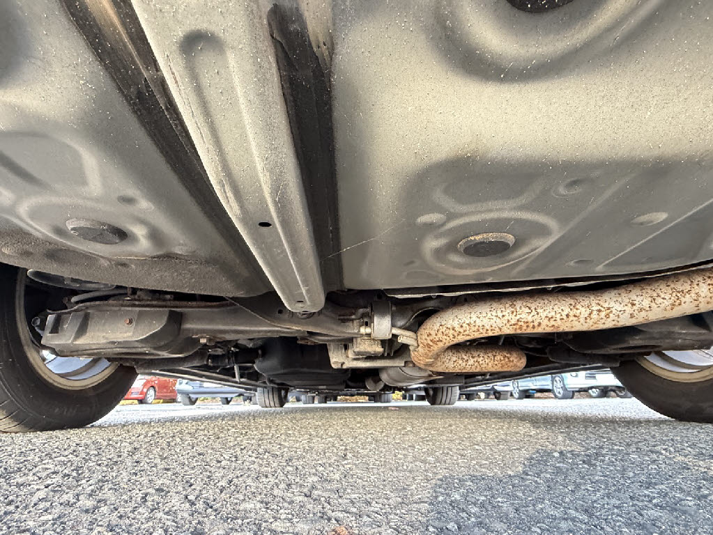 トヨタ アルファード ｴｸﾞｾﾞｸﾃｨﾌﾞﾗｳﾝｼﾞ 4WD