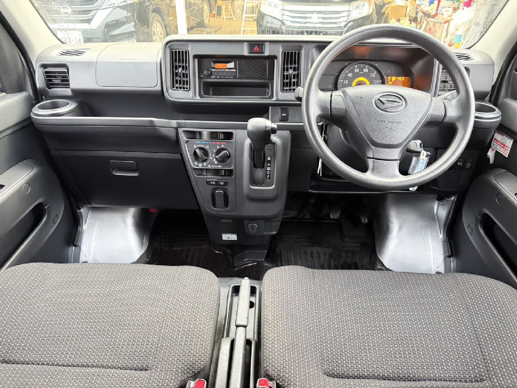 ダイハツ ハイゼットカーゴＶ ﾃﾞﾗｯｸｽSAⅢ 4WD