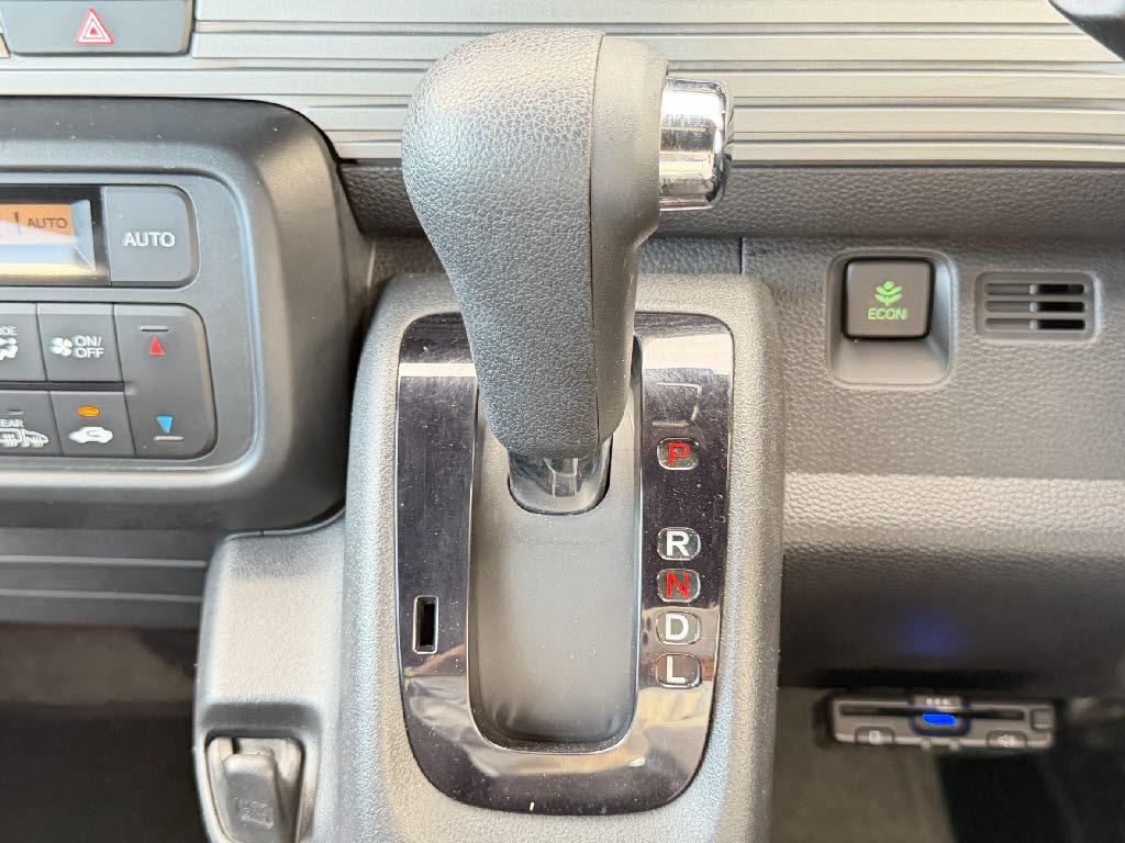 ホンダ Ｎ－ＶＡＮ ﾌｧﾝ 4WD