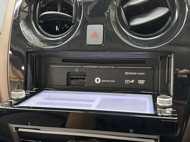 ニッサン ノート ｅパワーメダリスト