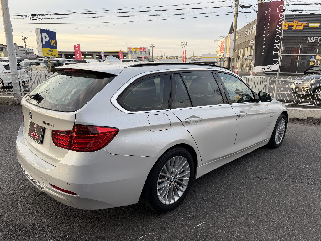 ＢＭＷ ＢＭＷ ３シリーズ ツーリング ラグジュアリー
