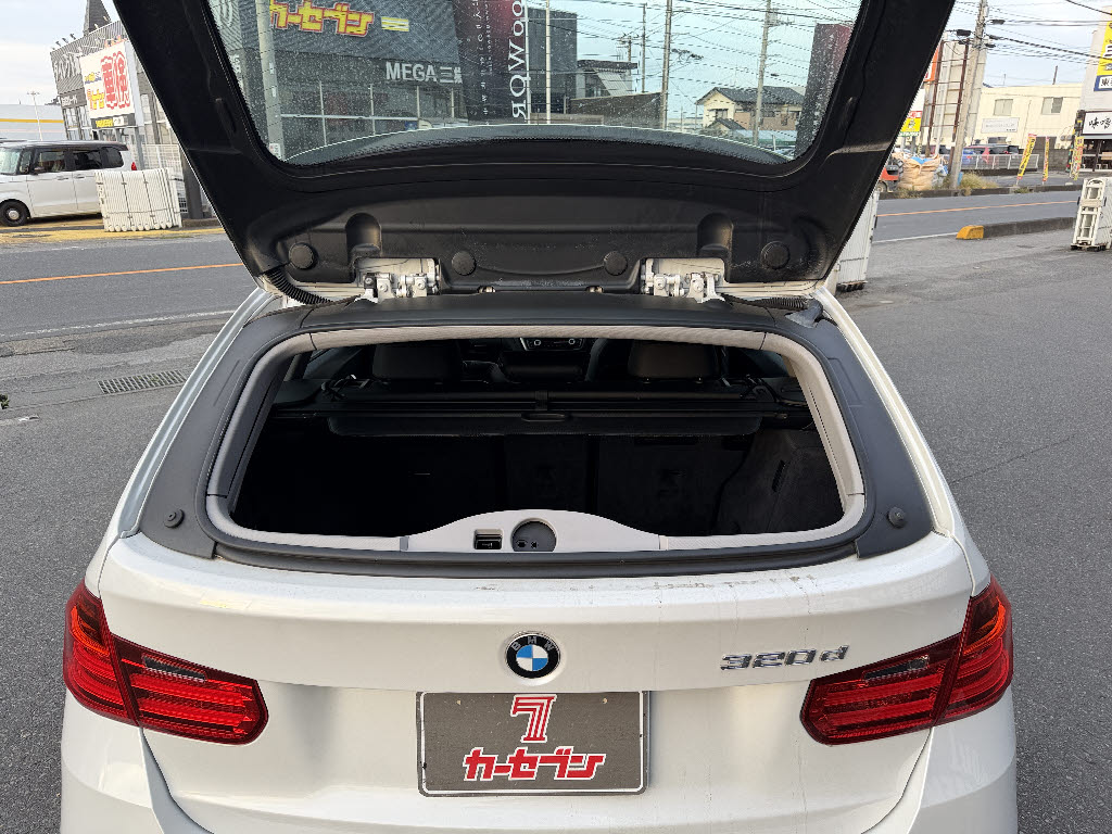 ＢＭＷ ＢＭＷ ３シリーズ ツーリング ラグジュアリー