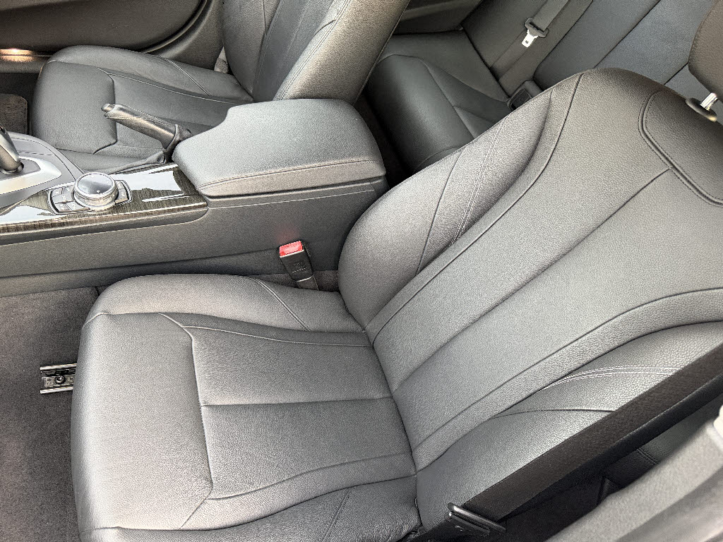 ＢＭＷ ＢＭＷ ３シリーズ ツーリング ラグジュアリー