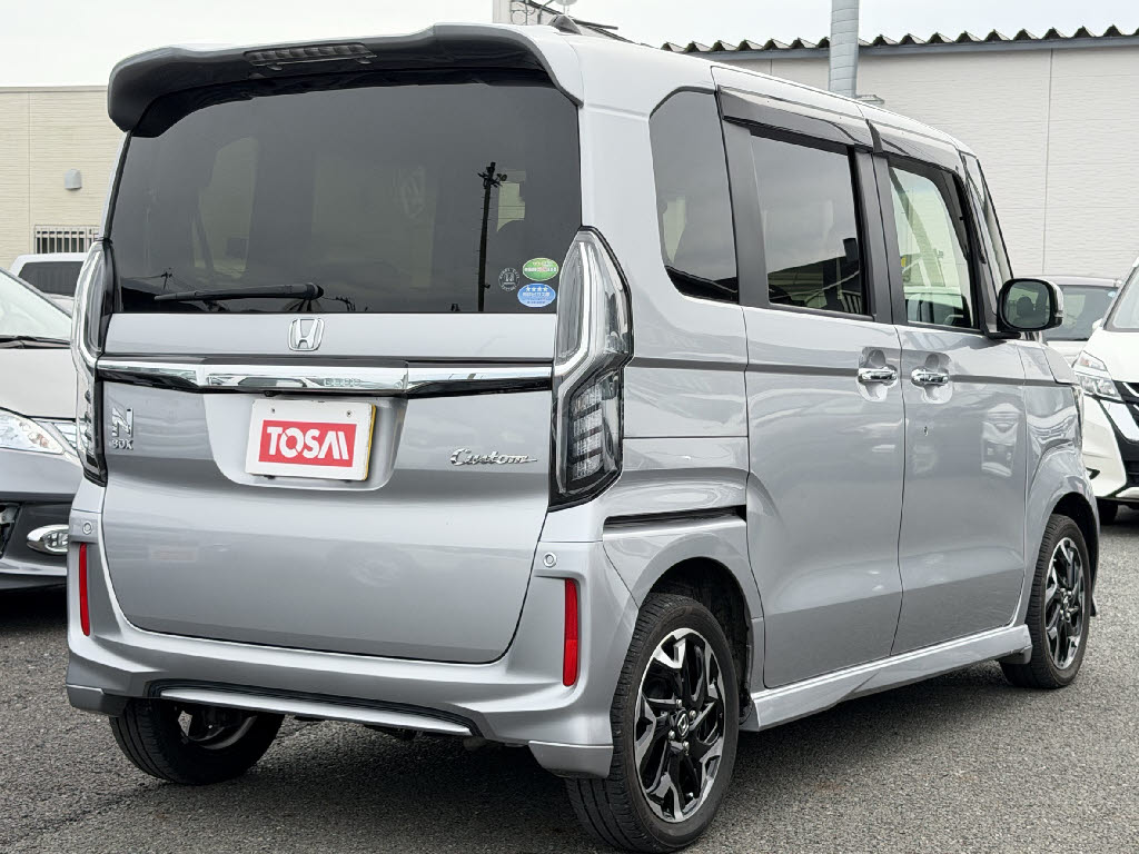 ホンダ Ｎ　ＢＯＸカスタム G Lﾎﾝﾀﾞｾﾝｼﾝｸﾞ
