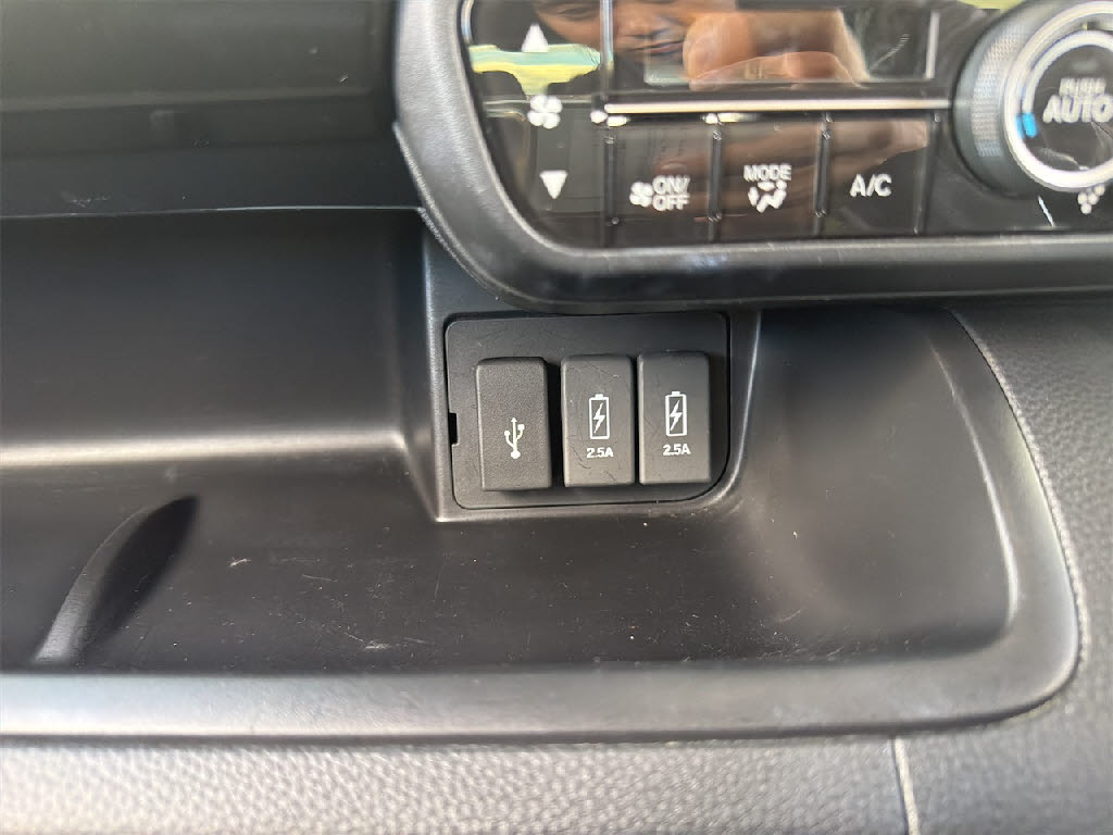 ホンダ Ｎ　ＢＯＸカスタム G Lﾎﾝﾀﾞｾﾝｼﾝｸﾞ