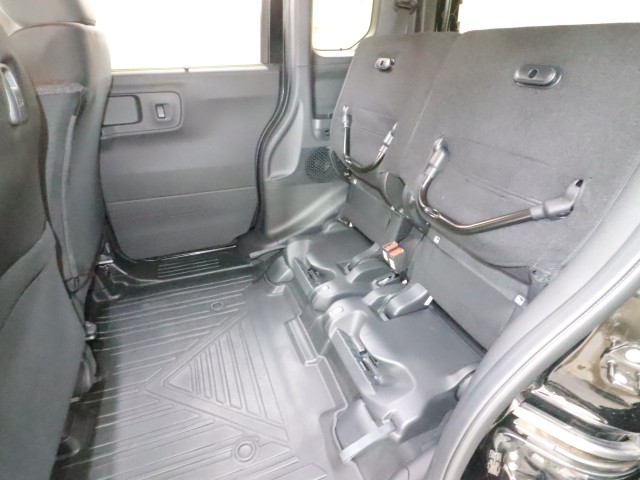 ホンダ Ｎ　ＢＯＸカスタム 標準