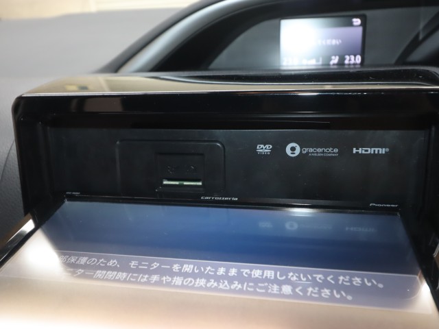 トヨタ ｳﾞｫｸｼｰﾊｲﾌﾞﾘｯﾄﾞ ZSｷﾗﾒｷ