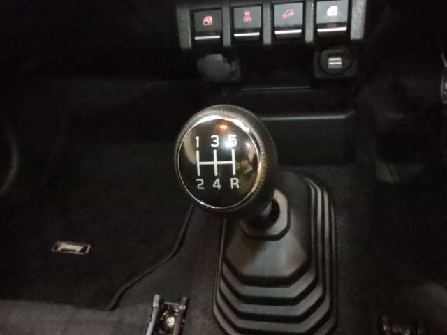 スズキ ジムニーＷ ＸＬ