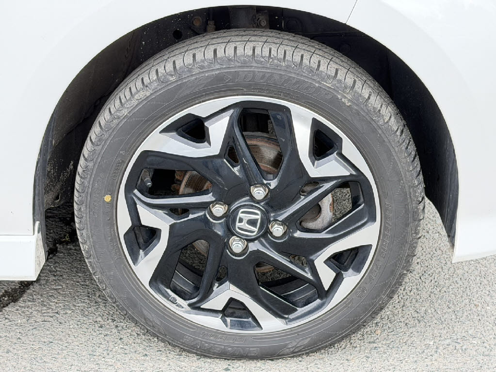 ホンダ Ｎ　ＢＯＸカスタム G・Ｌﾎﾝﾀﾞｾﾝｼﾝｸﾞ 4WD