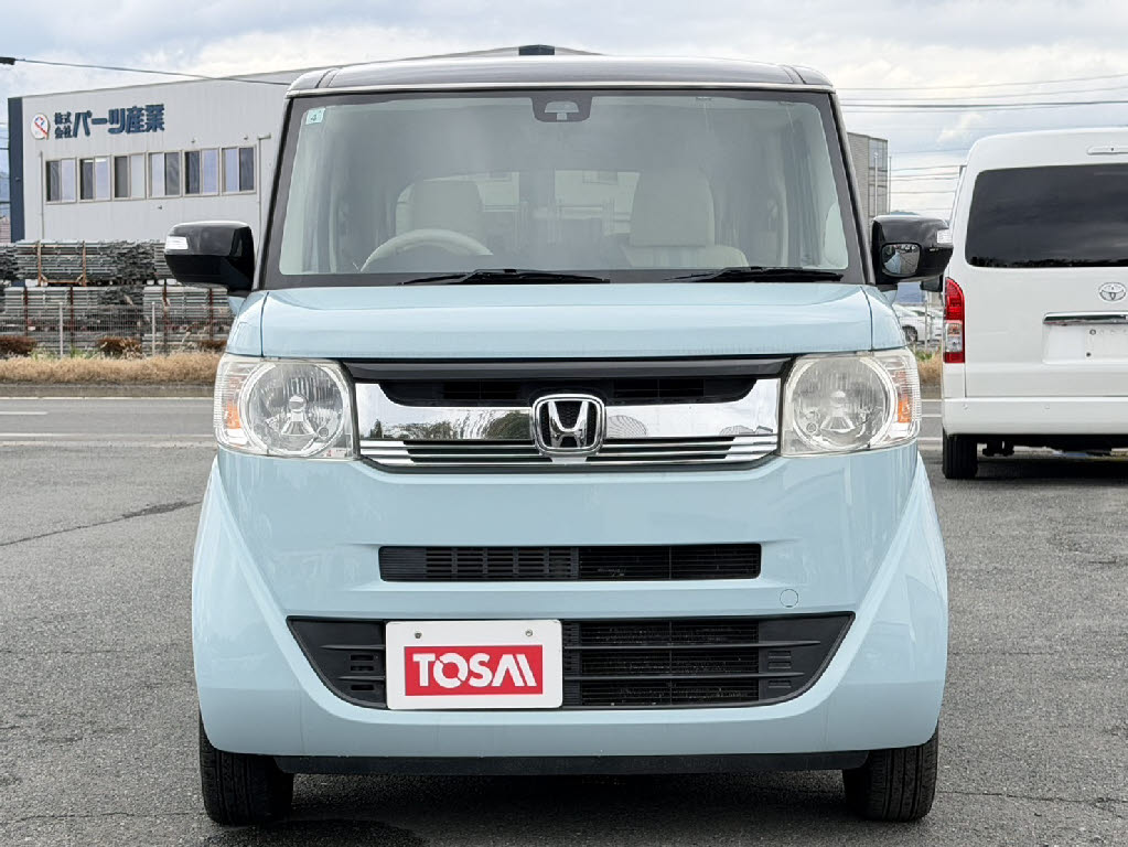 ホンダ Ｎ　ＢＯＸスラッシュ G・ﾀｰﾎﾞLｲﾝﾃﾘｱｶﾗｰﾊﾟｯｹｰｼﾞ 4WD