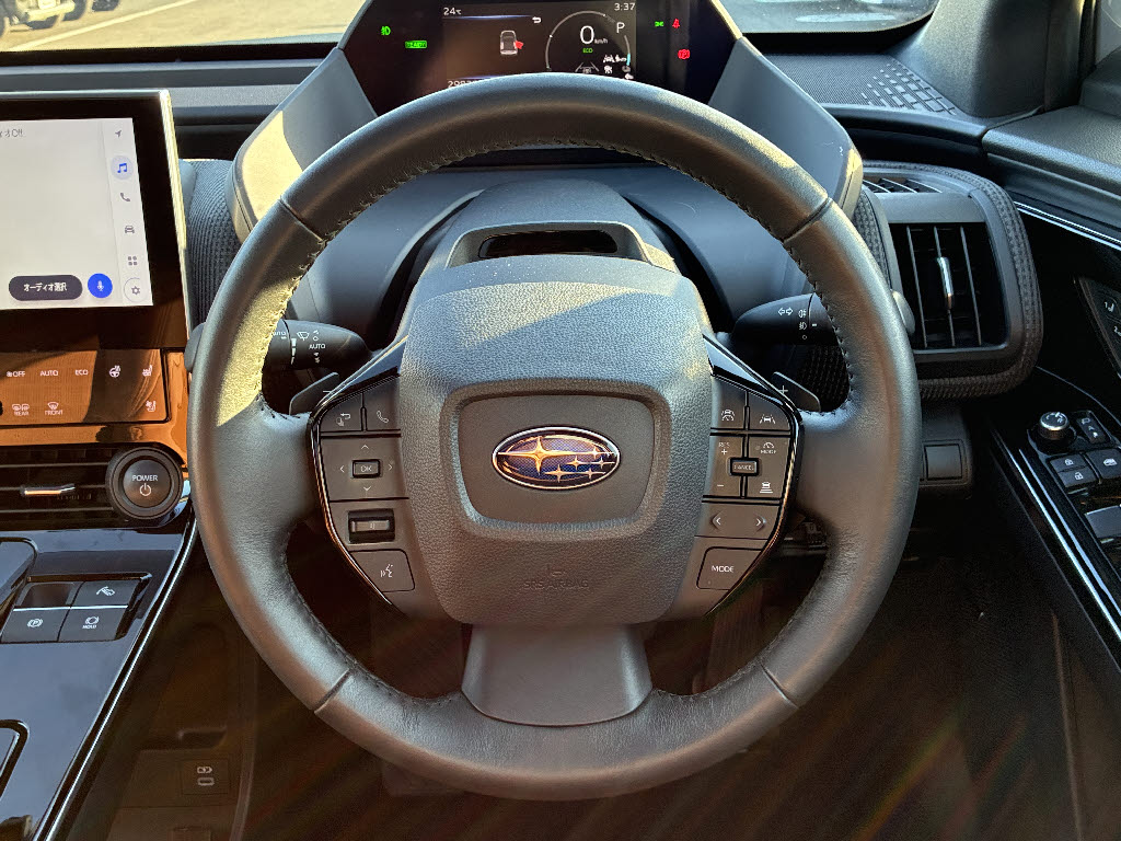 スバル ソルテラ ET-HS 4WD