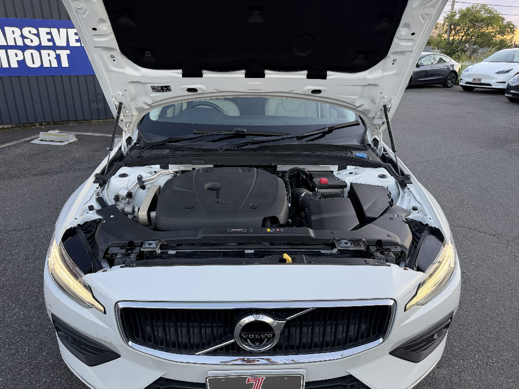 ボルボ ボルボ Ｓ６０ T4 モメンタム