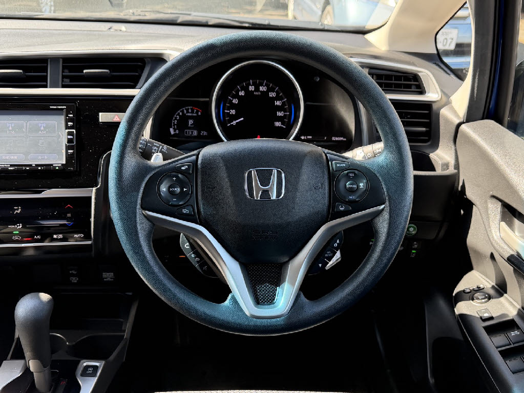 ホンダ フィット 13G Sﾎﾝﾀﾞｾﾝｼﾝｸﾞ