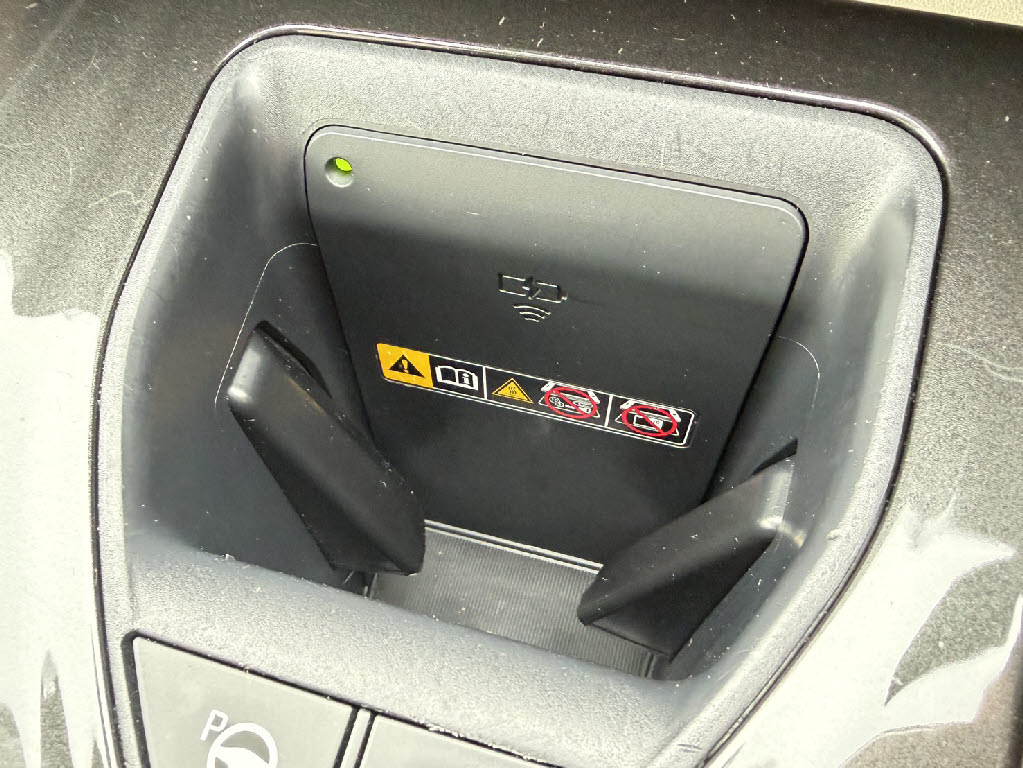 トヨタ ｸﾗｳﾝ ｸﾛｽｵｰﾊﾞｰ Ｚ