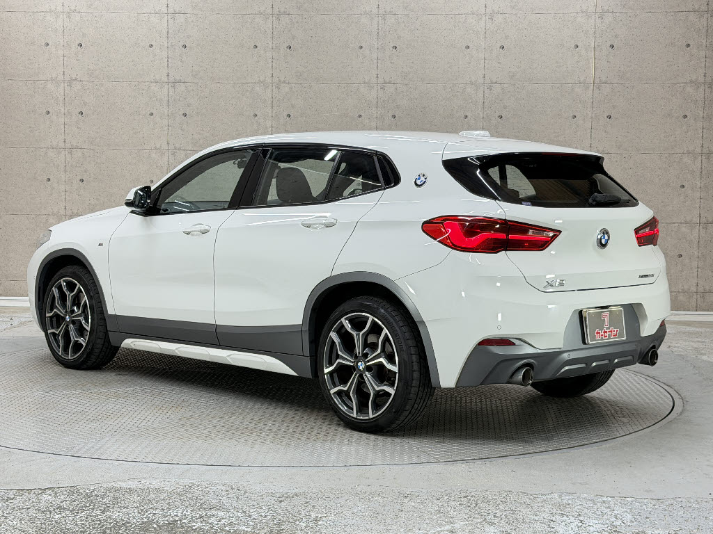 ＢＭＷ ＢＭＷ Ｘ２ Ｘドライブ２０ｉ　ＭスポーツＸ