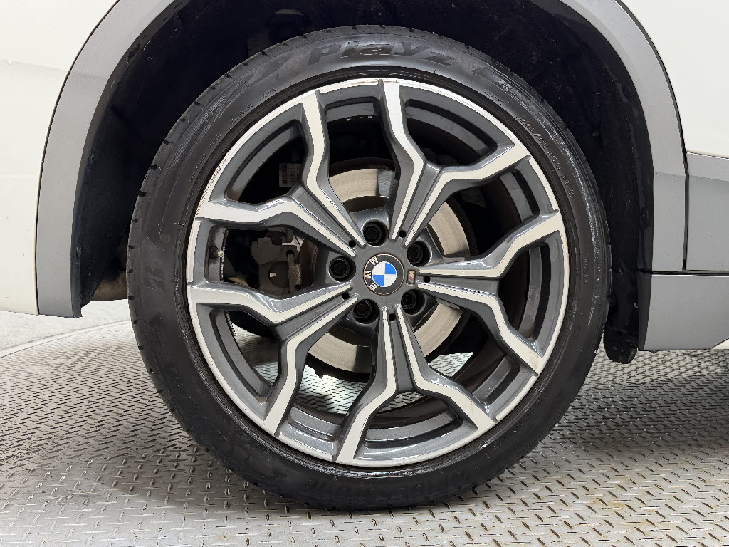 ＢＭＷ ＢＭＷ Ｘ２ Ｘドライブ２０ｉ　ＭスポーツＸ