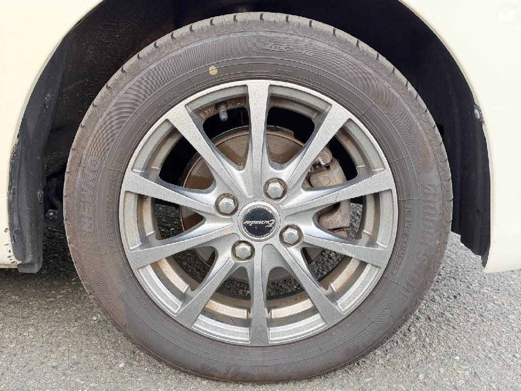 ダイハツ ムーヴ L SA3 4WD