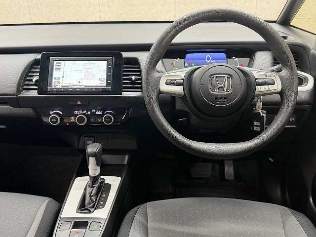 ホンダ ﾌｨｯﾄ e:HEV ﾍﾞｰｼｯｸ
