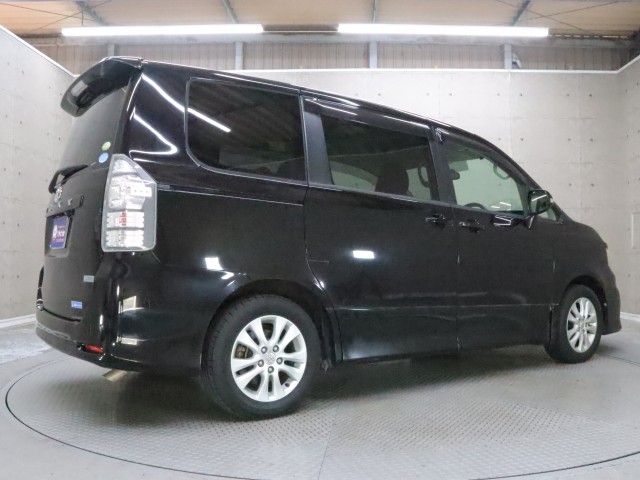 トヨタ ヴォクシー ZS