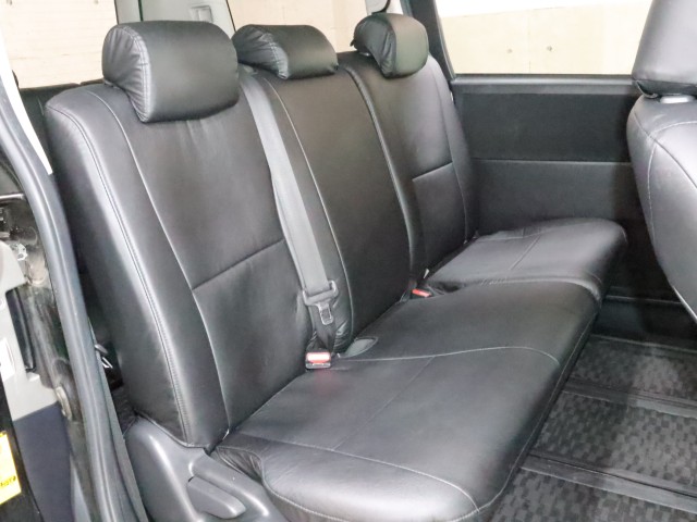 トヨタ ヴォクシー ZS