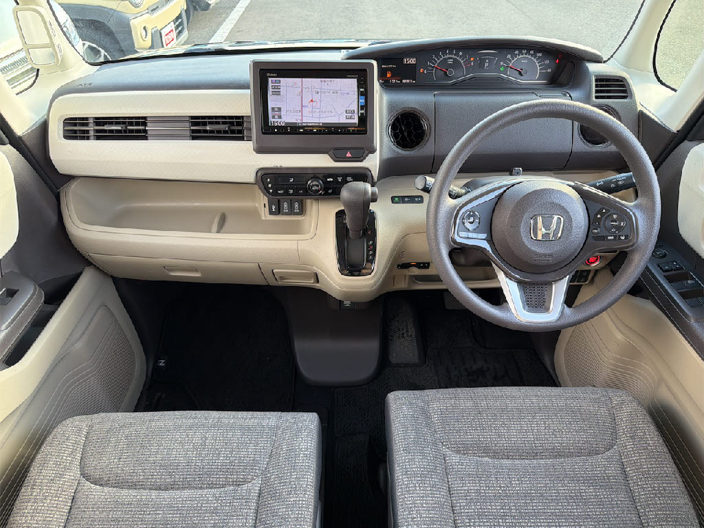 ホンダ Ｎ　ＢＯＸ G・EXﾎﾝﾀﾞｾﾝｼﾝｸﾞ 4WD