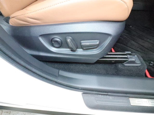 トヨタ クラウンスポーツ Ｚ