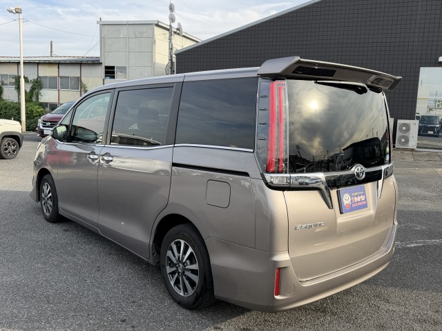 トヨタ エスクァイア Ｇｉ