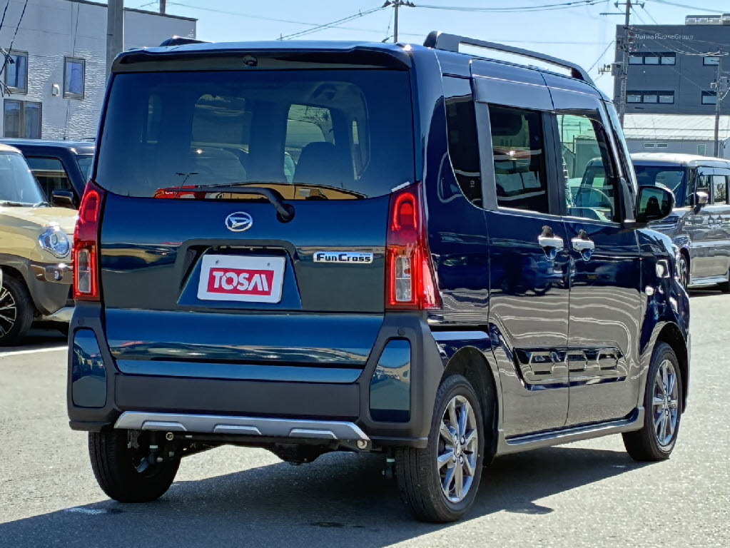 ダイハツ タント ファンクロス ﾌｧﾝｸﾛｽ 4WD