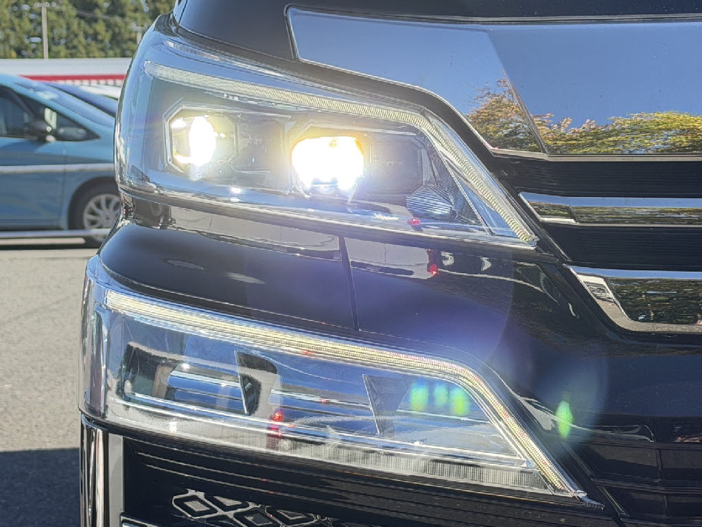 トヨタ ｳﾞｪﾙﾌｧｲｱﾊｲﾌﾞﾘｯﾄﾞ ZR 4WD