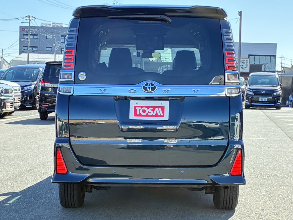 トヨタ ヴォクシー ZS 煌Ⅲ 4WD