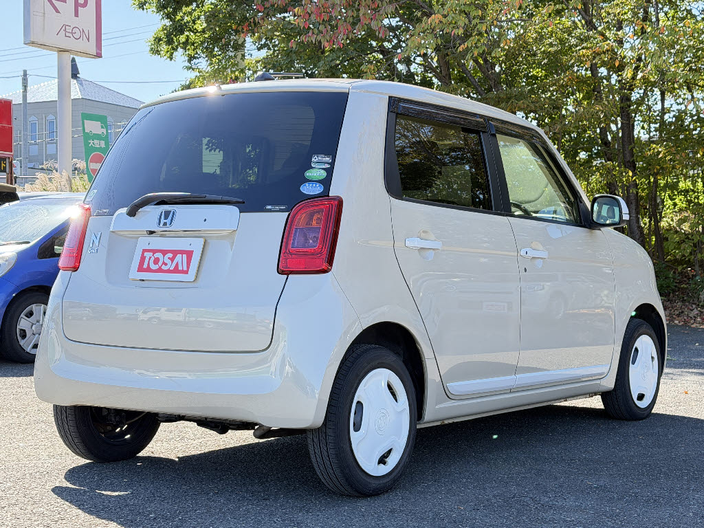 ホンダ Ｎ－ＯＮＥ ｽﾀﾝﾀﾞｰﾄﾞ L ﾎﾜｲﾄｸﾗｯｼ-ｽﾀｲﾙ 4WD