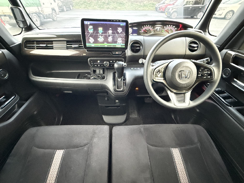 ホンダ Ｎ　ＢＯＸカスタム G Lﾎﾝﾀﾞｾﾝｼﾝｸﾞ