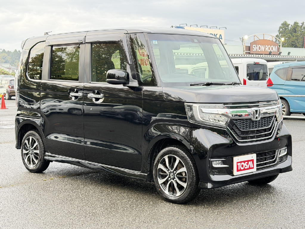 ホンダ Ｎ　ＢＯＸカスタム G Lﾎﾝﾀﾞｾﾝｼﾝｸﾞ