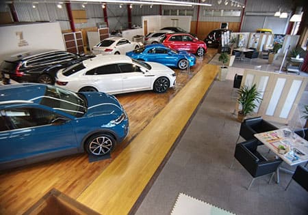 カーセブンインポート三郷店